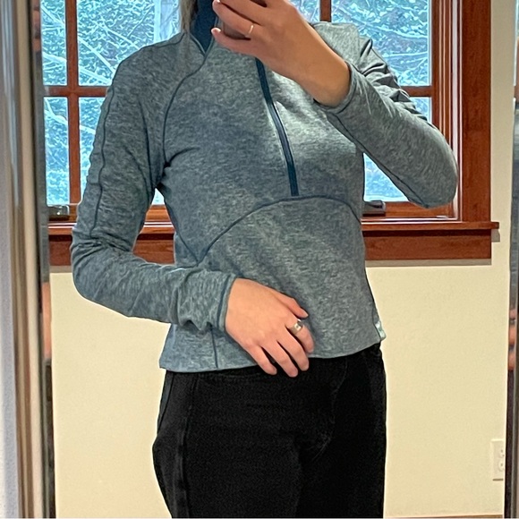 Lululemon athletic top long sleeve zip up - Picture 3 of 3